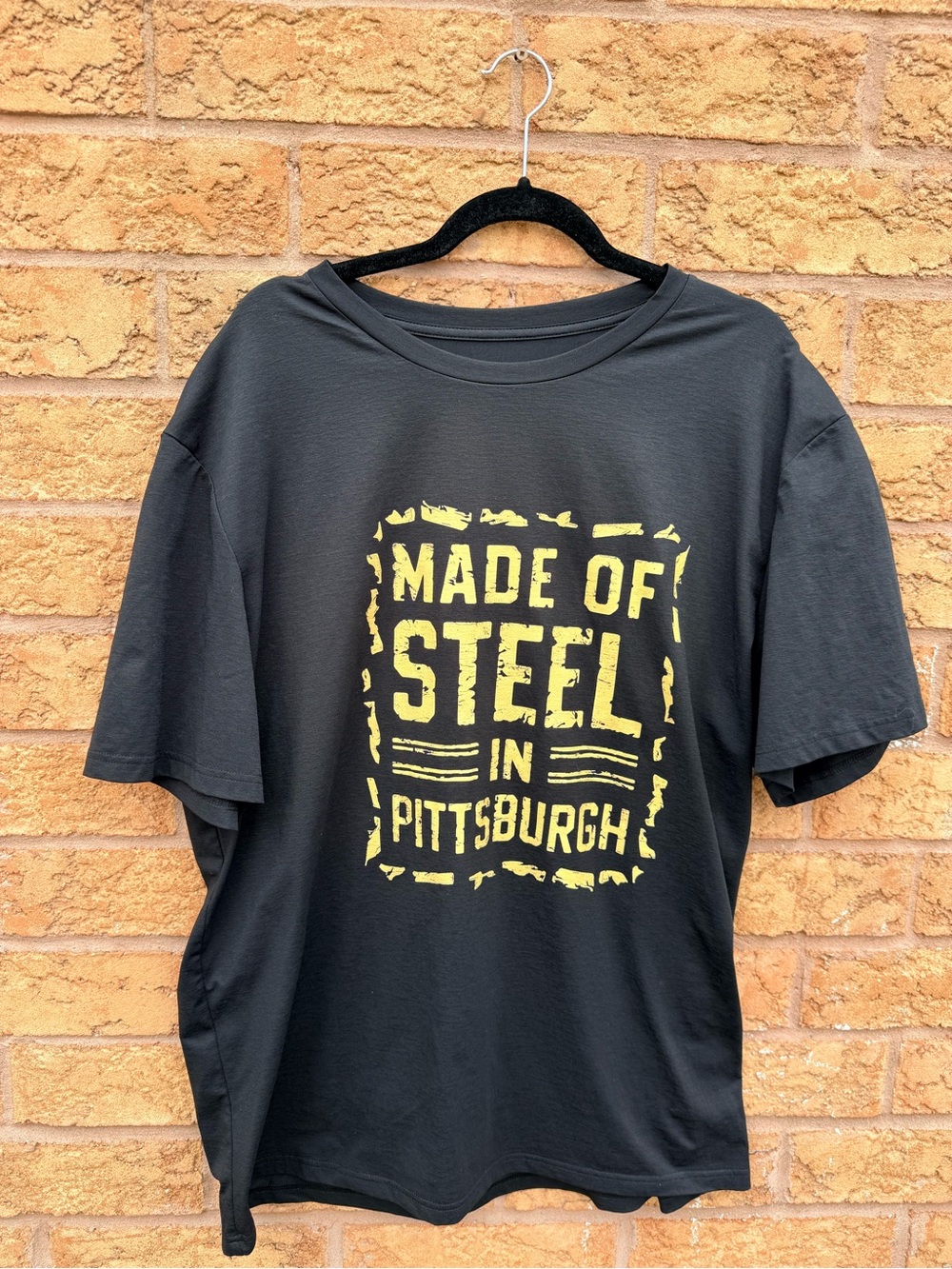🌿10/$25 • NFL Pittsburgh Steelers “Made of Steel” T-Shirt